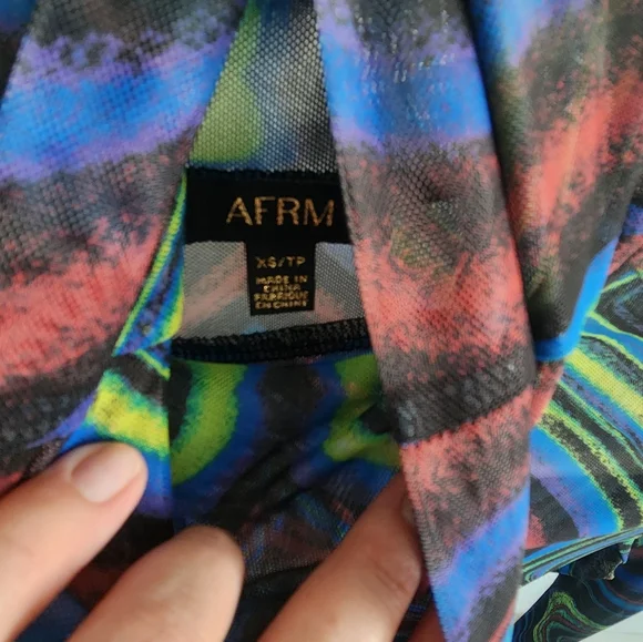 Multicolor Long Sleeve Top - Picture 2 of 3